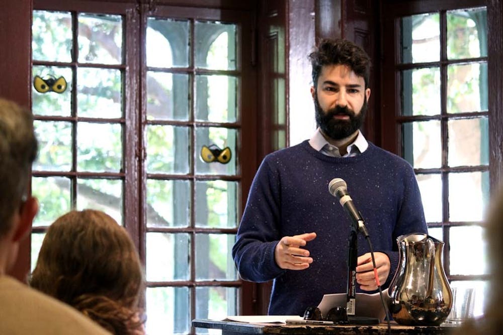 	2004 College graduate and journalist Jeremy Greenfield spoke at a lunchtime talk at the Kelly Writers House.
