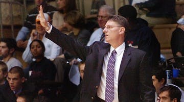 M. Hoops | Seeing Spots