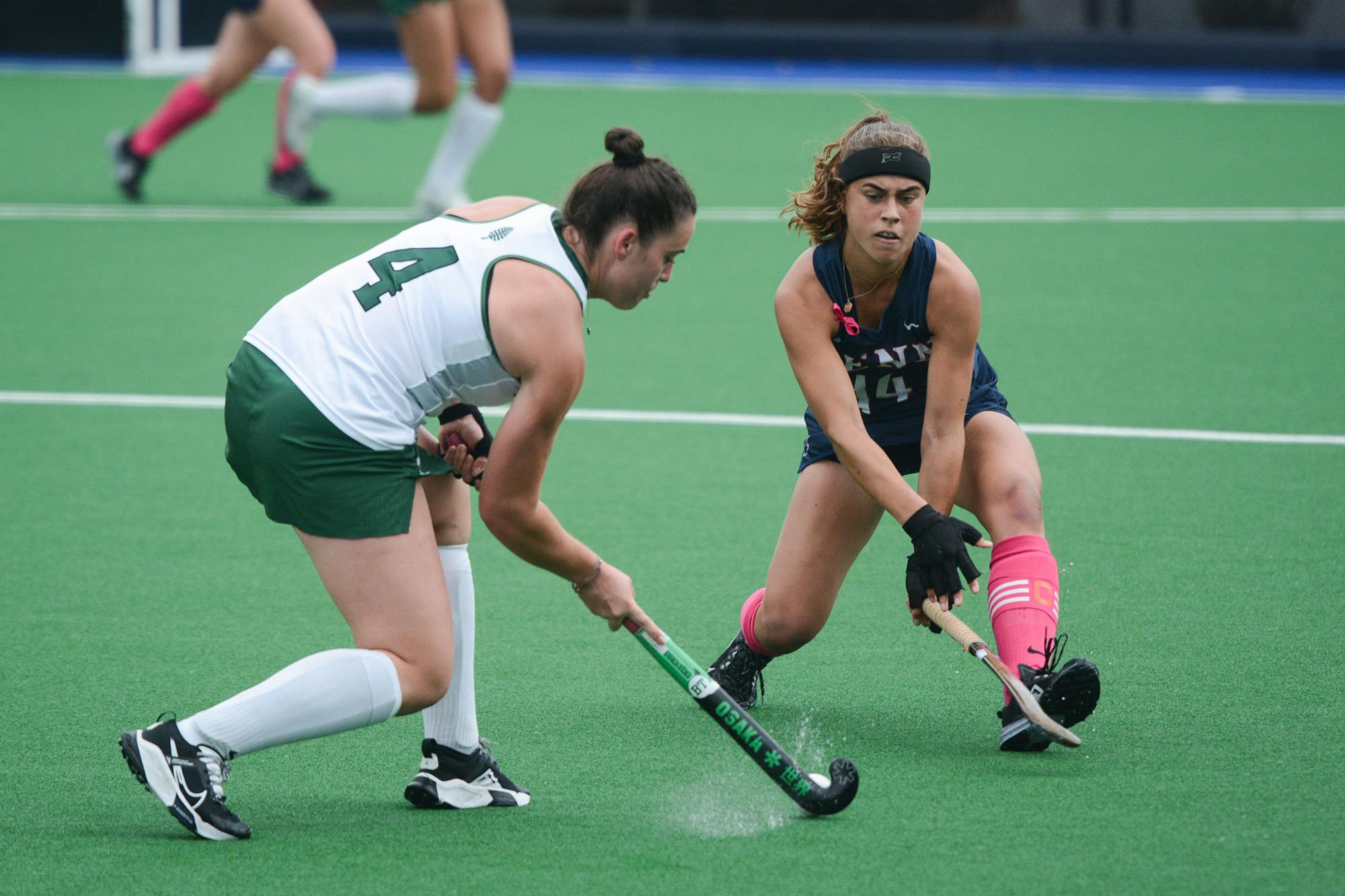 10-07-23 Field Hockey vs Dartmouth Lis Zandbergen (Weining Ding).jpg