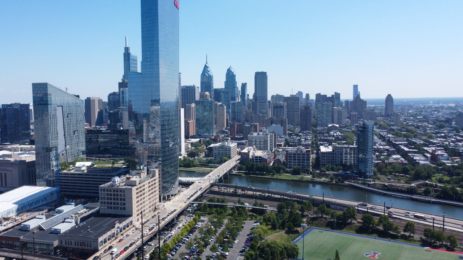 08-25-22 Philadelphia Skyline (Abhiram Juvvadi).jpg