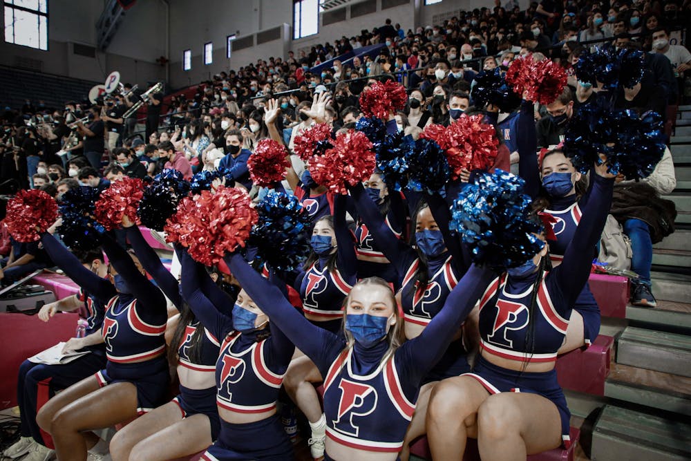 02-12-22-mbb-v-harvard-crowd-shot-jesse-zhang-087