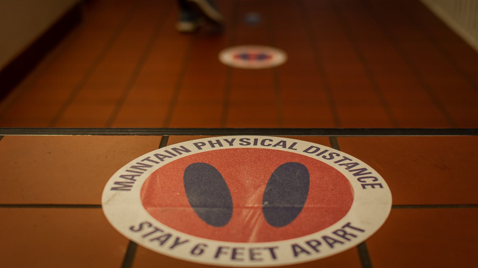 Hill Dining 2021 Physical Social Distance Floor Signs.jpg