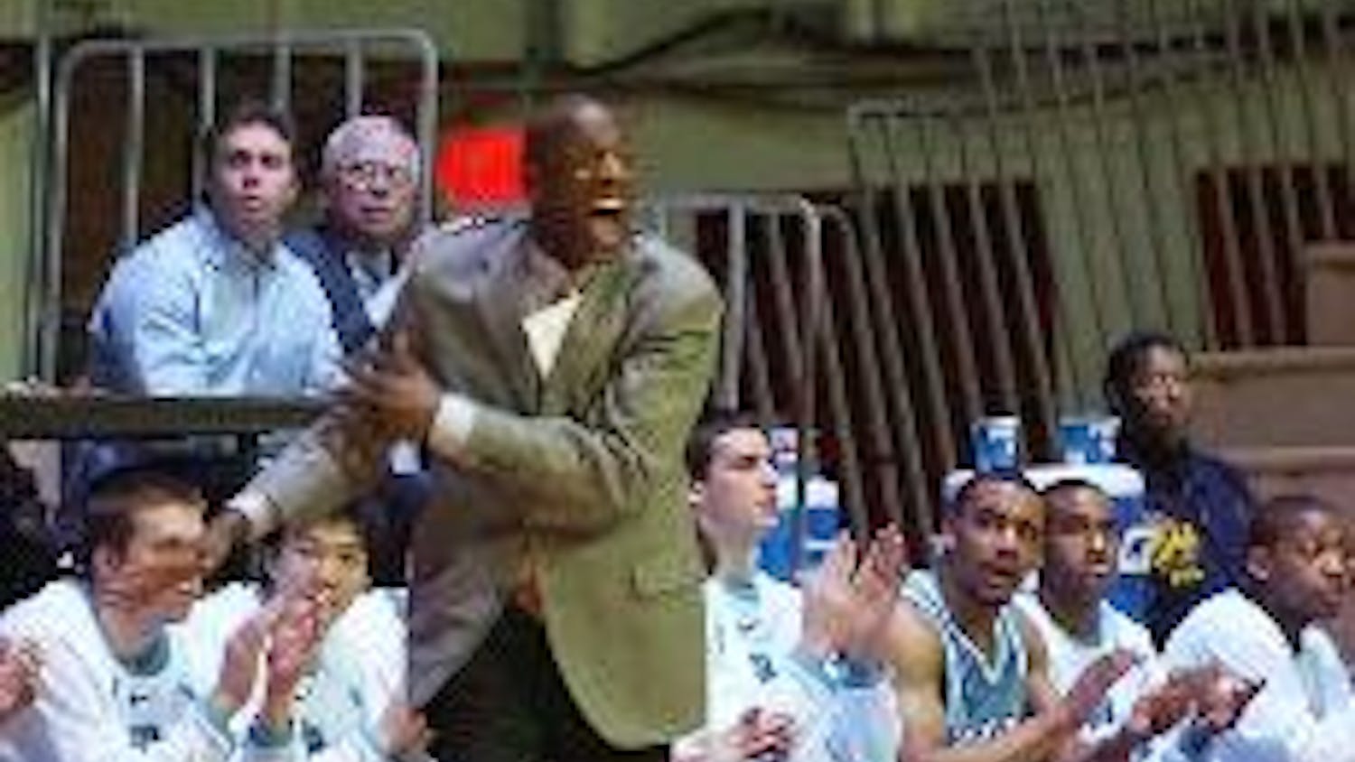 M. Hoops Ivy Notebook: No luck keeping up with this Jones for Yale