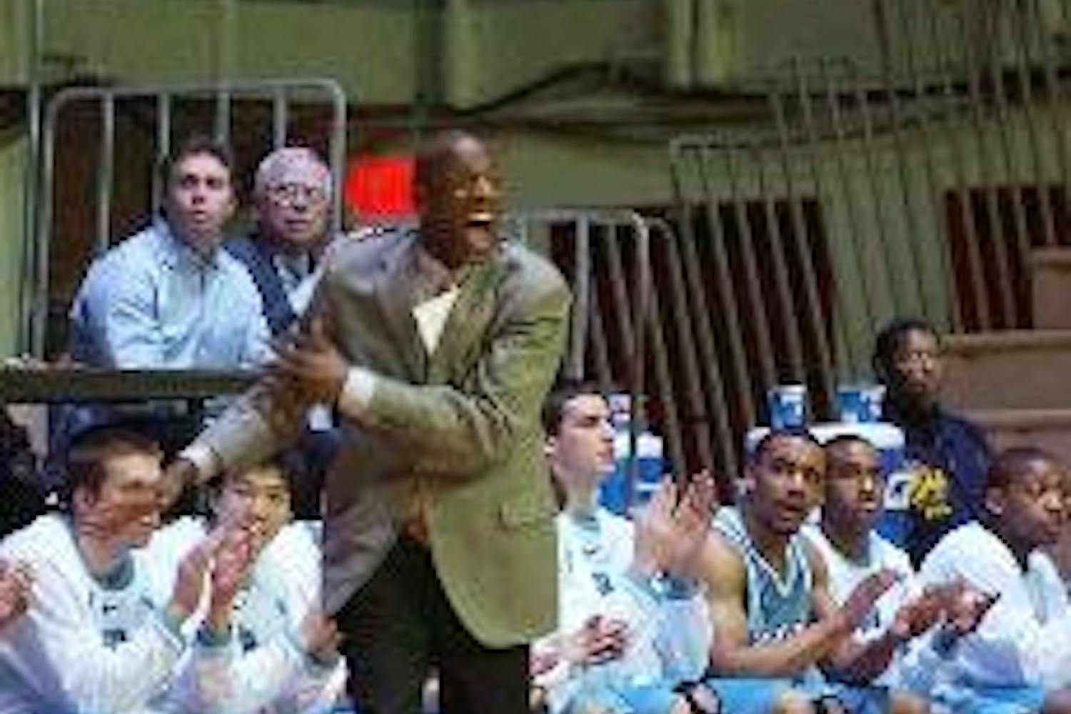 M. Hoops Ivy Notebook: No luck keeping up with this Jones for Yale