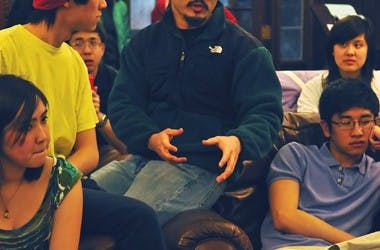 Students discuss 'tiger mom' debate 