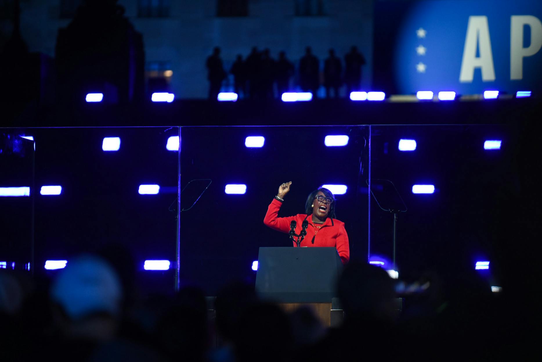 11-04-24 Harris Rally (Chenyao Liu) 4.jpg