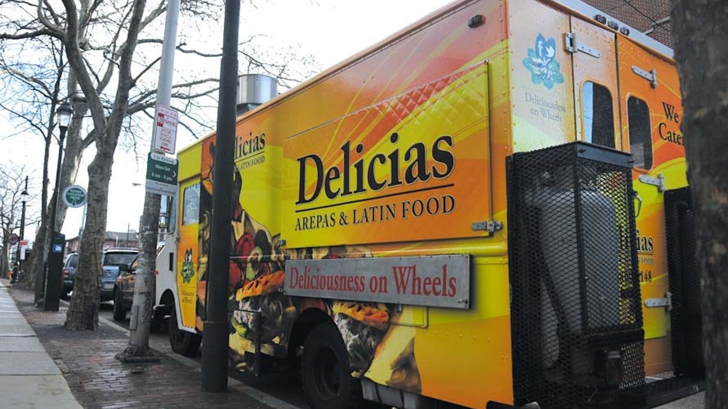 Food truck on Locust