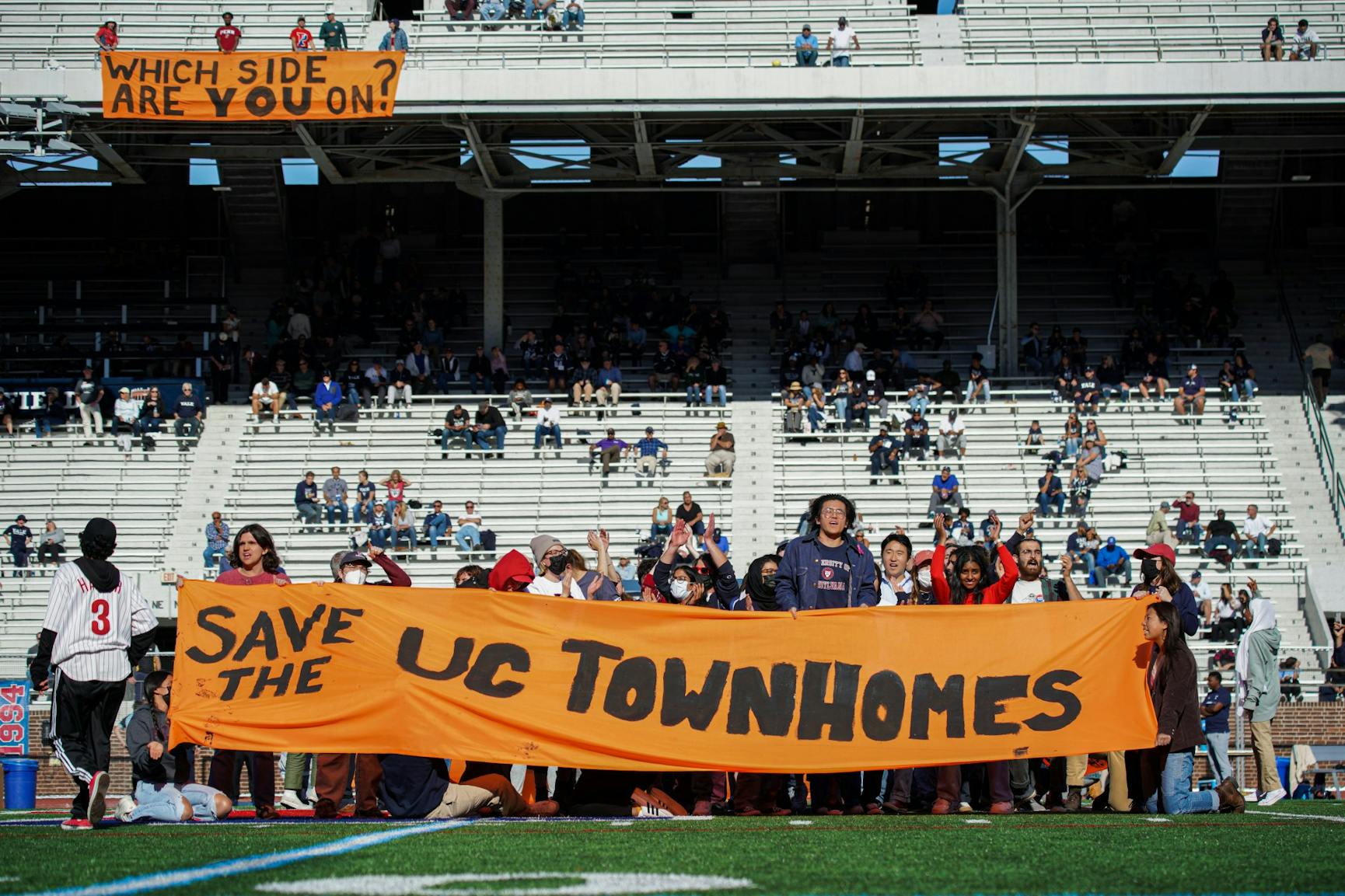 10-22-22 FFP Protest at Homecoming (Anna Vazhaeparambil).jpg