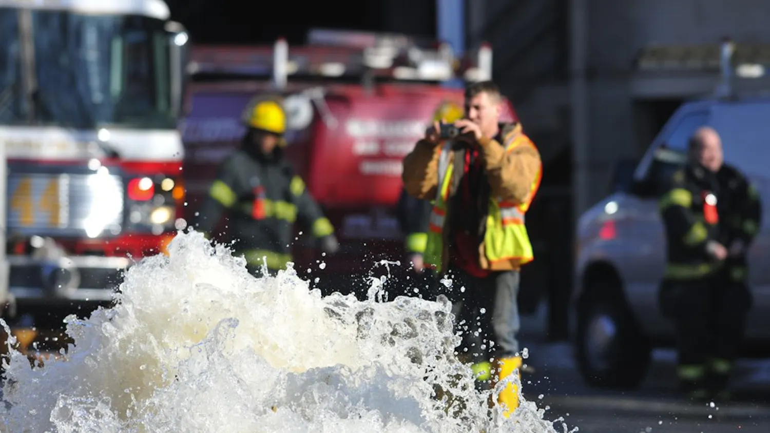 Water main ruptures at 38th, Woodland