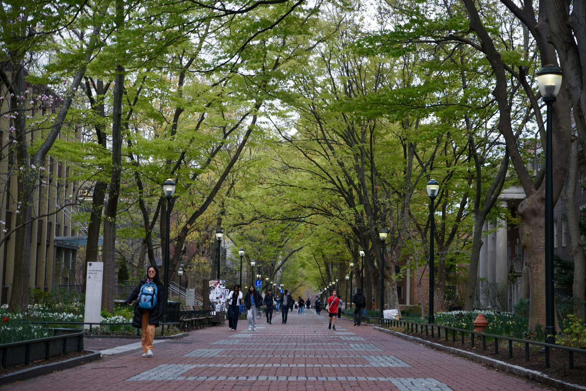 04-13-25 Campus Photowalk (News Photo Desk).jpg