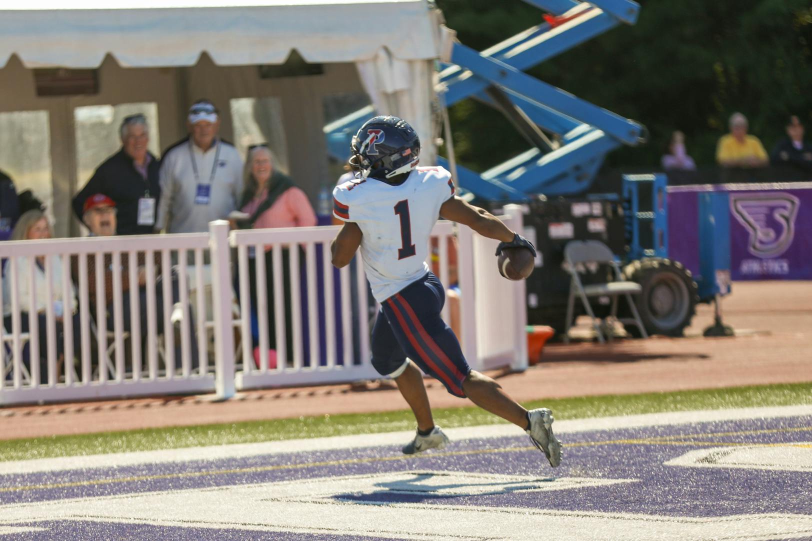 09-20-25 Football v Stonehill (Weining Ding)-10.jpg