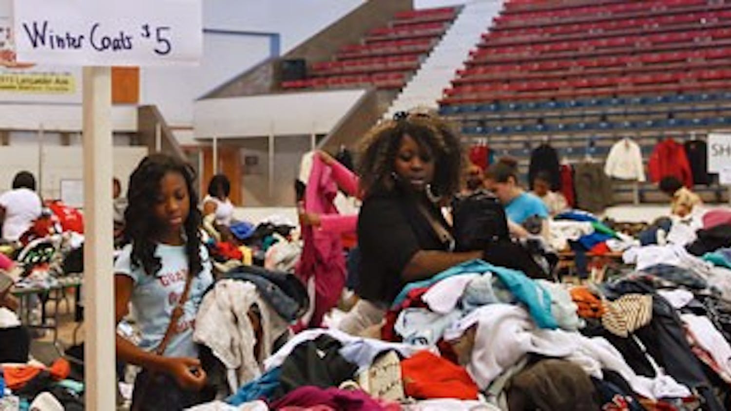 PennMOVES sale raises money for charity