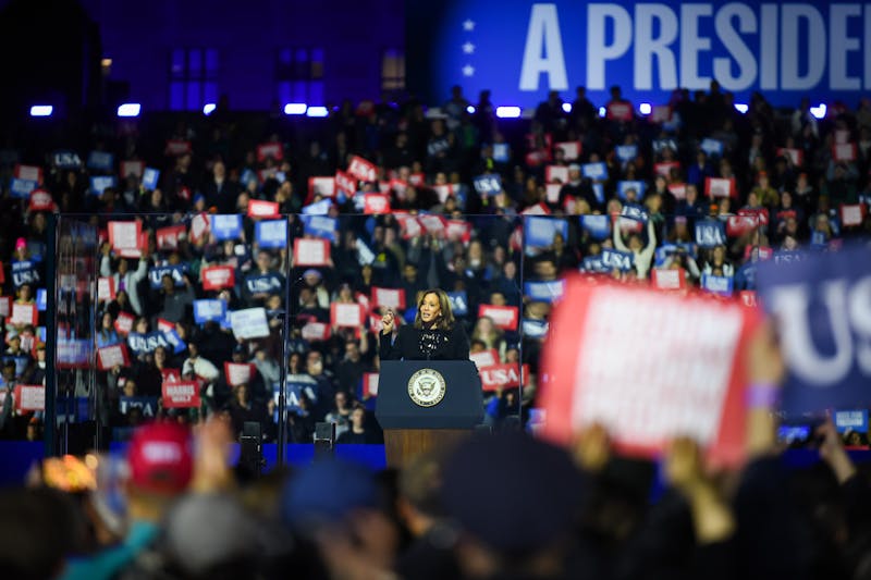 Kamala Harris makes final appeal of campaign at Phila. rally drawing hundreds of Penn students