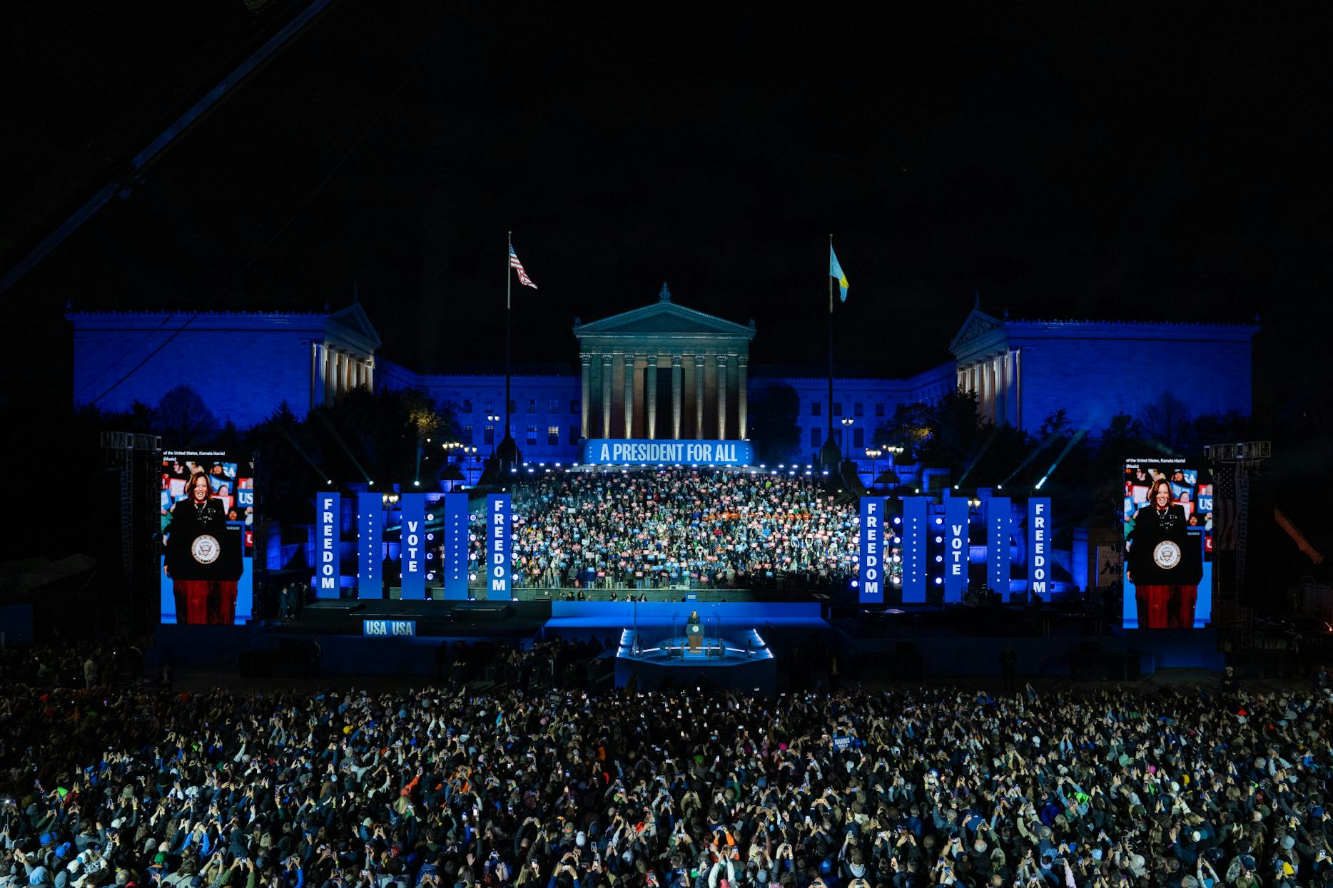 11-04-24 Harris Rally (Ethan Young) 1.jpg