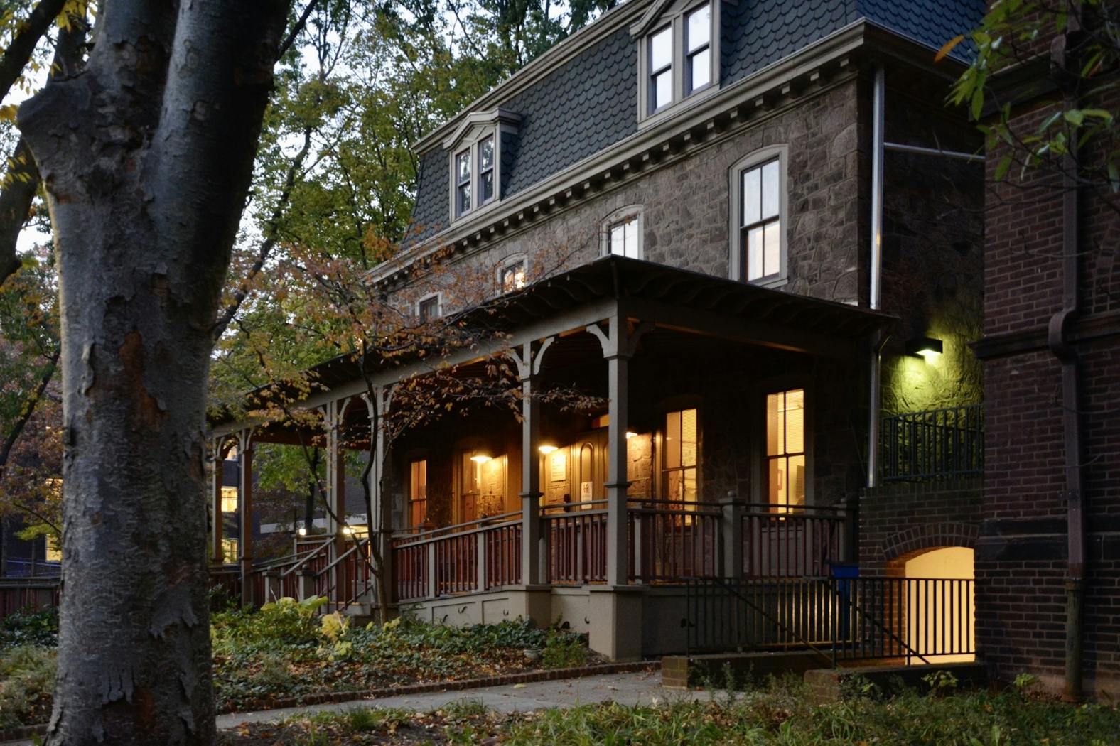 Penn Women's Center.jpg