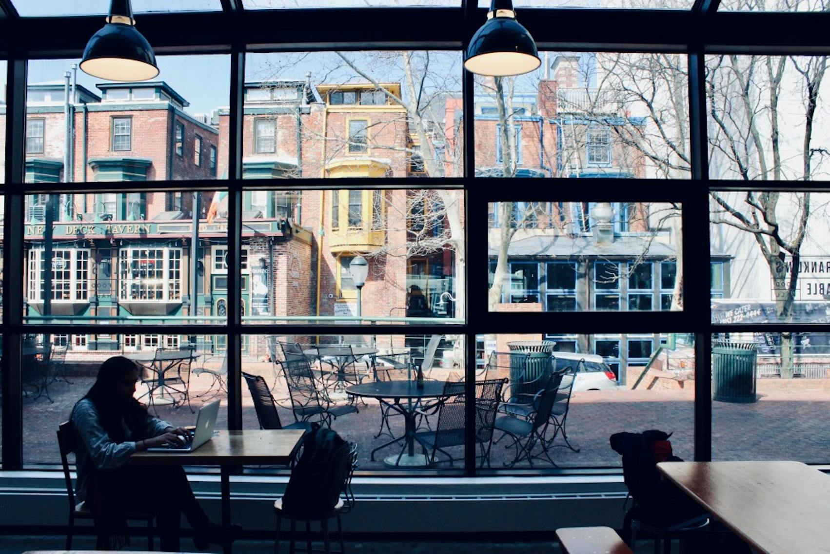 Franklin's Table Outdoor Seating