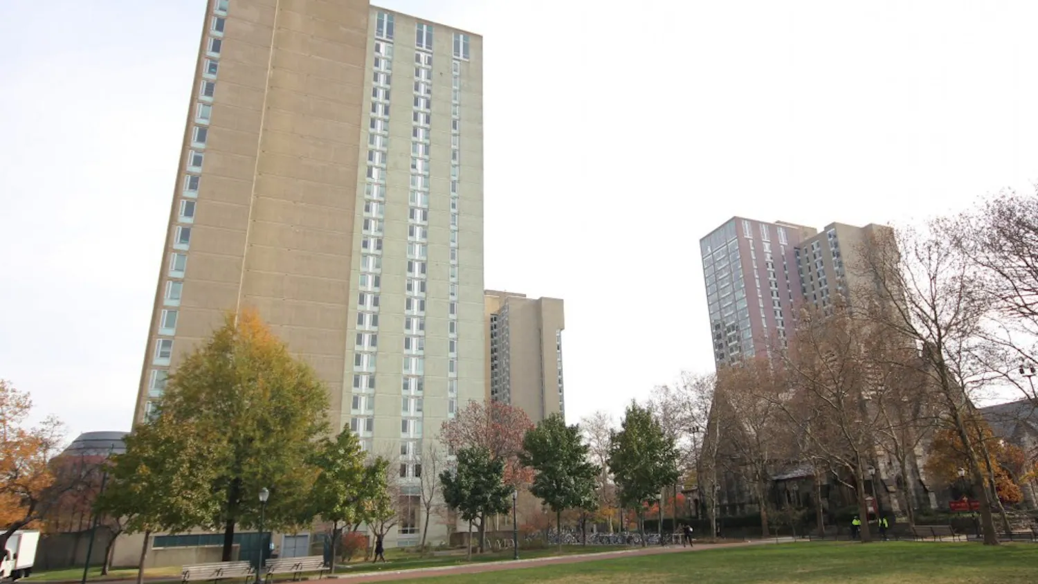 A change in housing policy allows residents in three-bedroom quads in the high rises to keep their bedrooms for multiple semesters. The old policy required roommates to alternate after one semester.