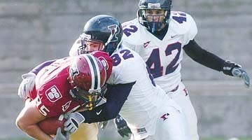 Football | Offense finds no legs to stand on