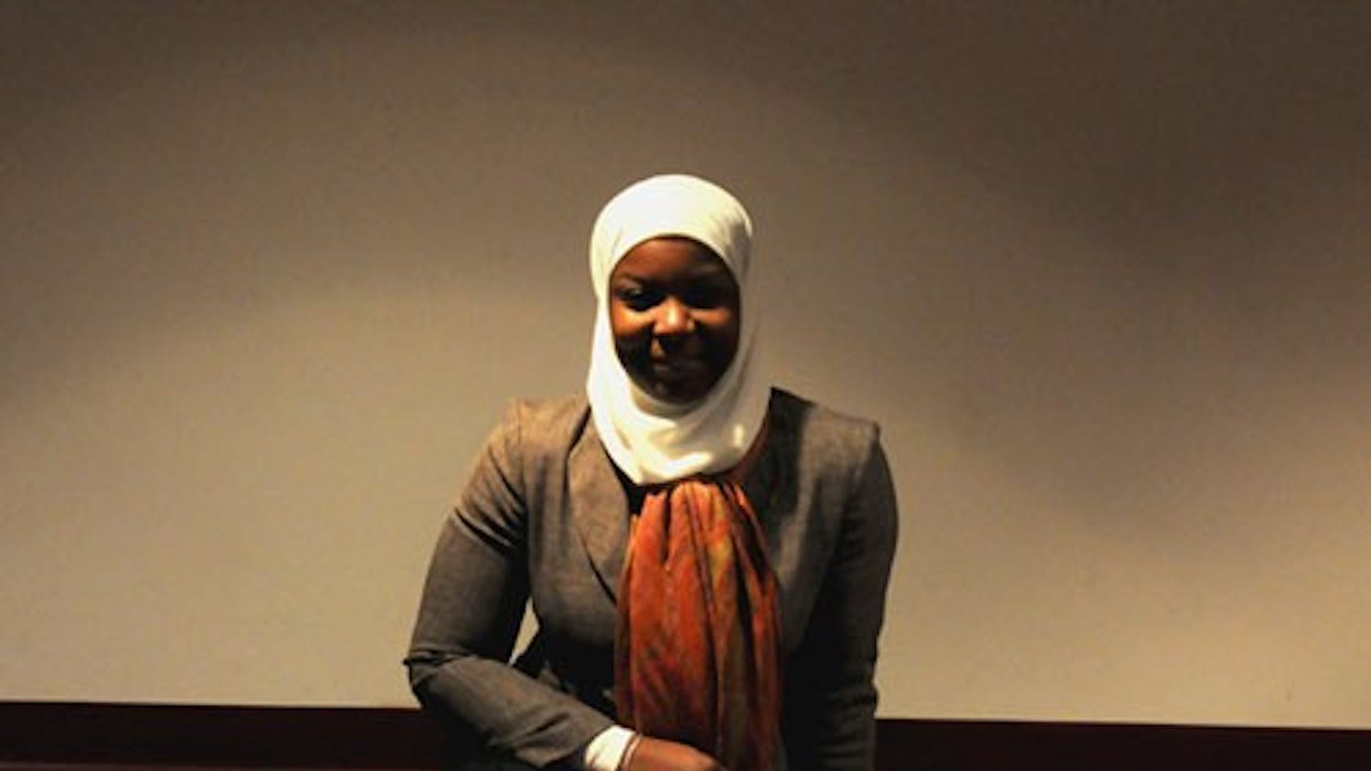 Profile on Muslim Minister Kameelah Mu'min.