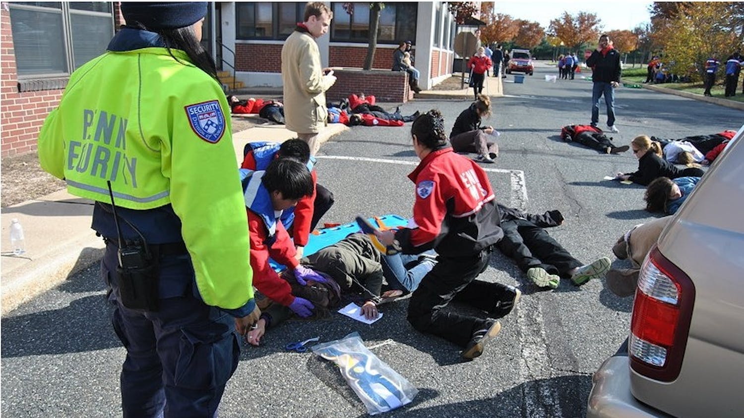 Members of Penn’s Medical Emergency Response Team attended to about 65 “victims” at a simulated chemical spill for their 4th Mass Casualty Incident Drill. The team cleared the simulation hour in about 30 minutes, improving on last year’s time
