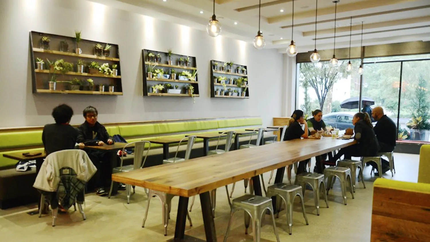 Hip City Veg opens in University City