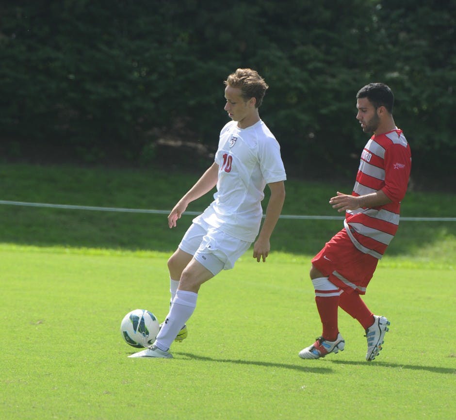 25704_09_09_2012_mens_soccer_v_hartford1061f.jpg
