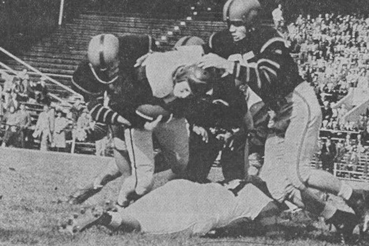 10-15-1951 Penn Football (DP Archives).jpg