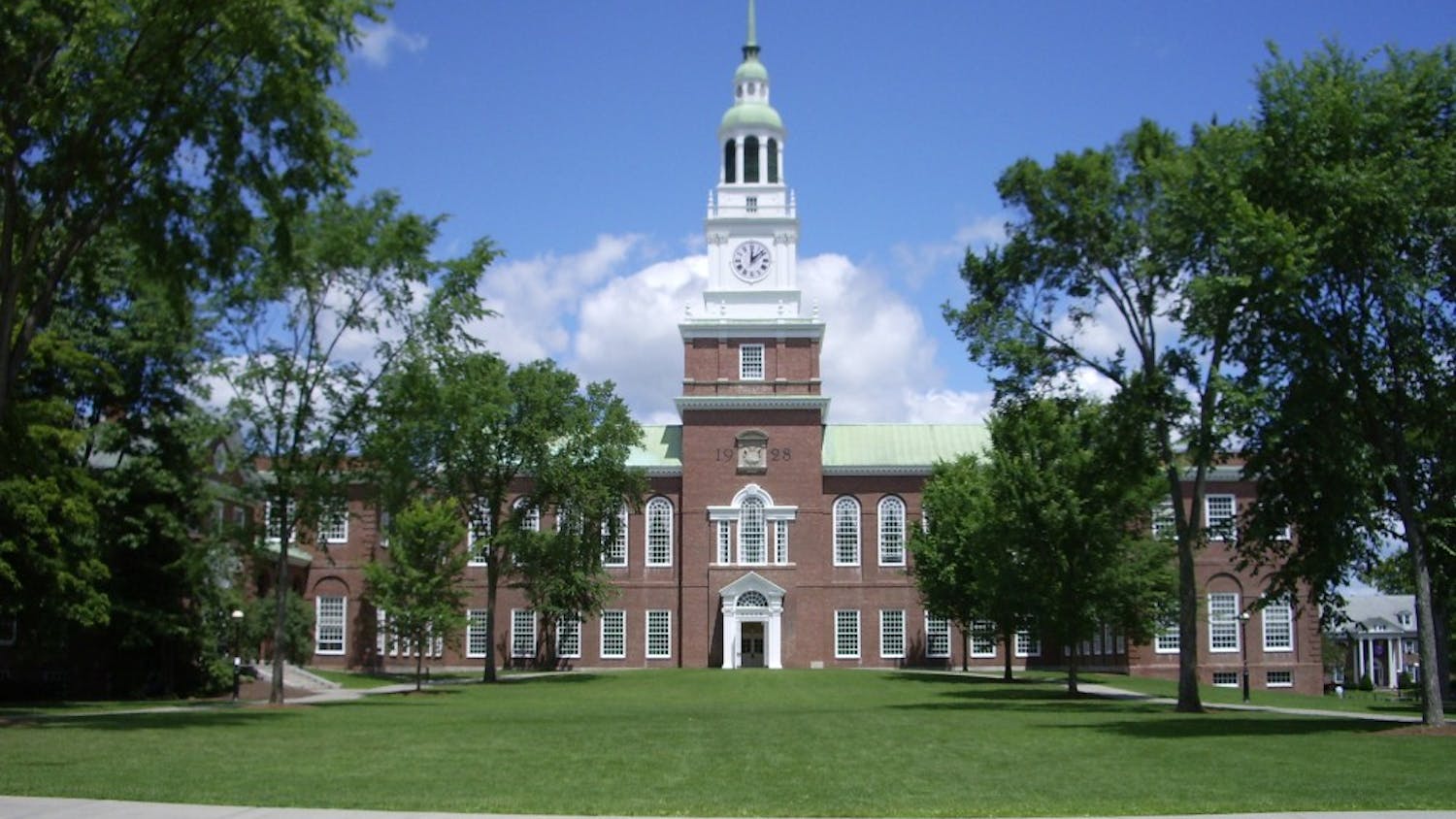 Darmouth College is recompensating local residents that found contamination in water on sites where Dartmouth labs used to dump toxic waste in the 1960s and 1970s.