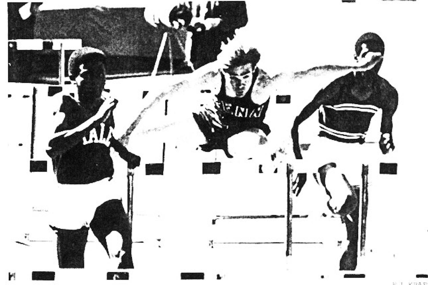 1971_Track_Team.jpg