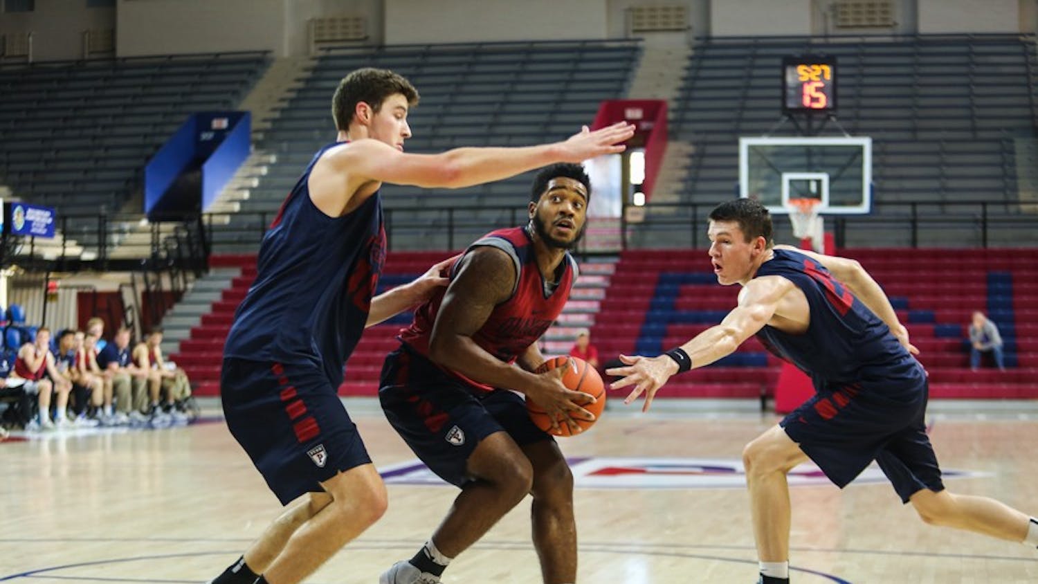 MBB Scrimmage Woods.jpg