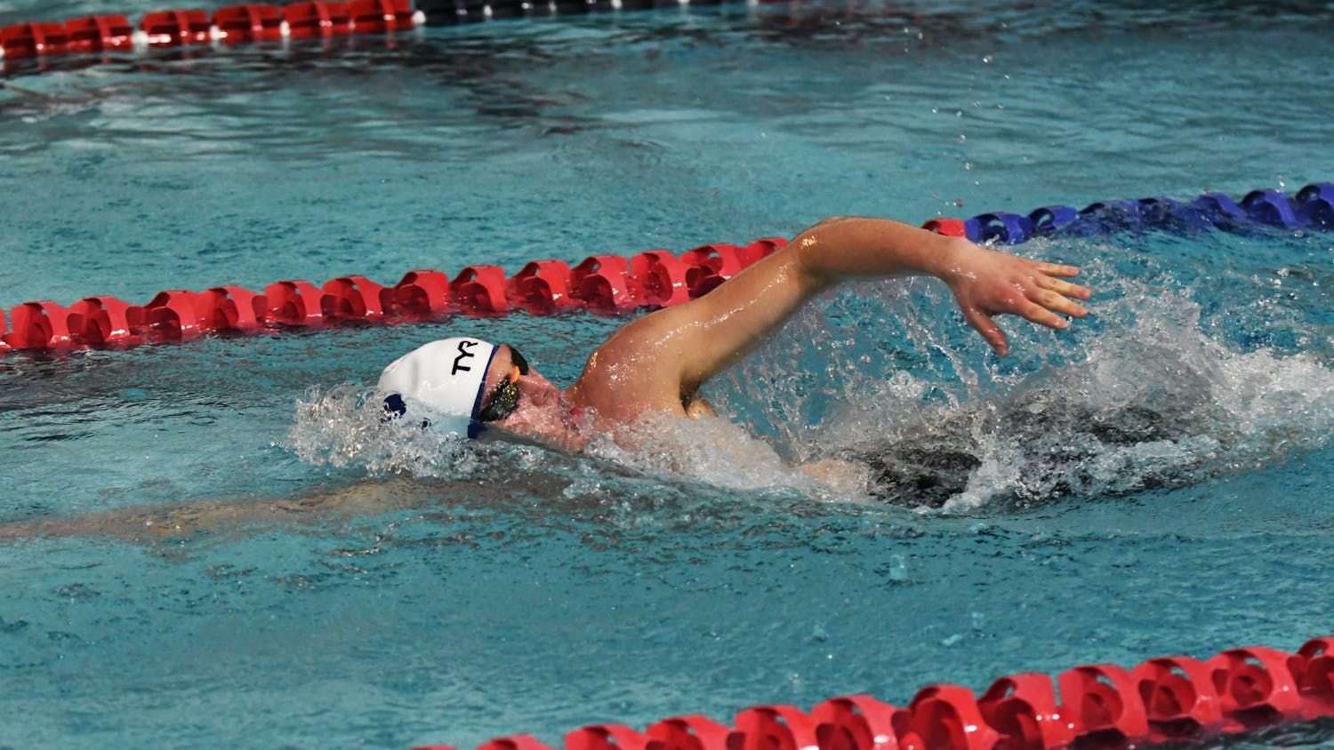 1-27-23 Men's Swimming Matt Fallon (Samantha Turner).jpg