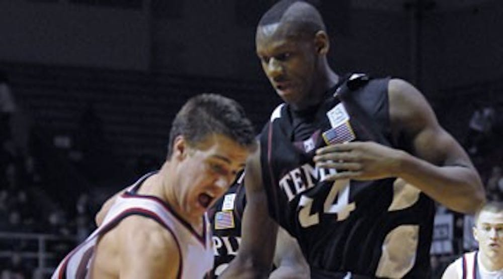 M. Hoops | Palestra still Dunphy's Temple