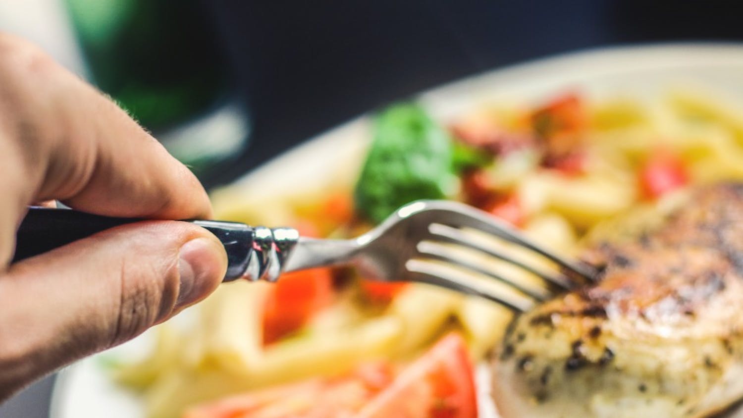 Wharton’s popular “Lunch & Learn” program, which began in 2007, encourages students to get to know their professors personally. | Courtesy of Pexels