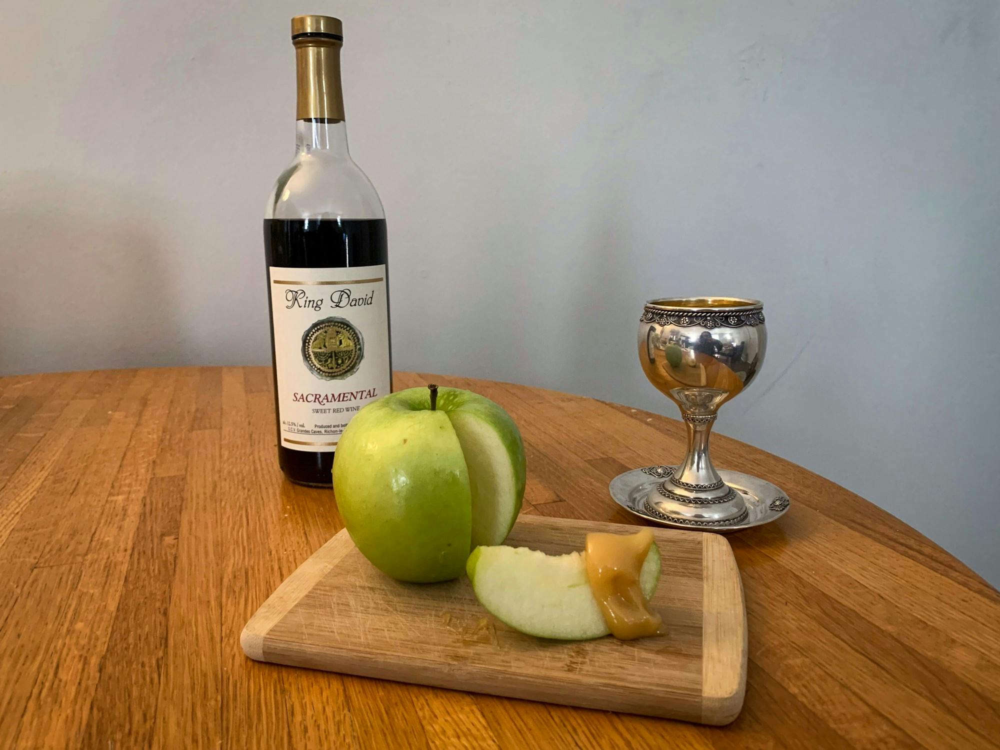 Rosh Hashanah Jewish New Year Apples Honey Sacramental Wine.JPG