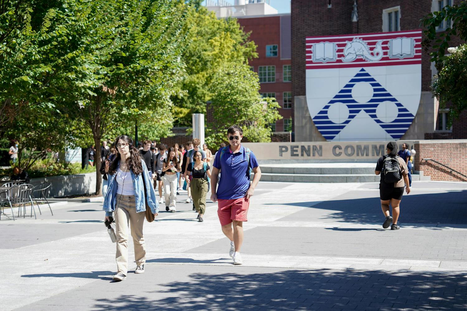 09-14-2022 Students around campus (Ana Glassman).jpg