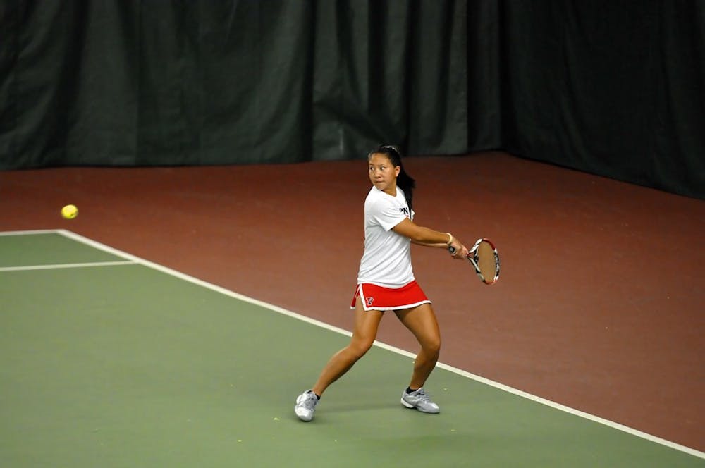 04032011_wtennis_yale058