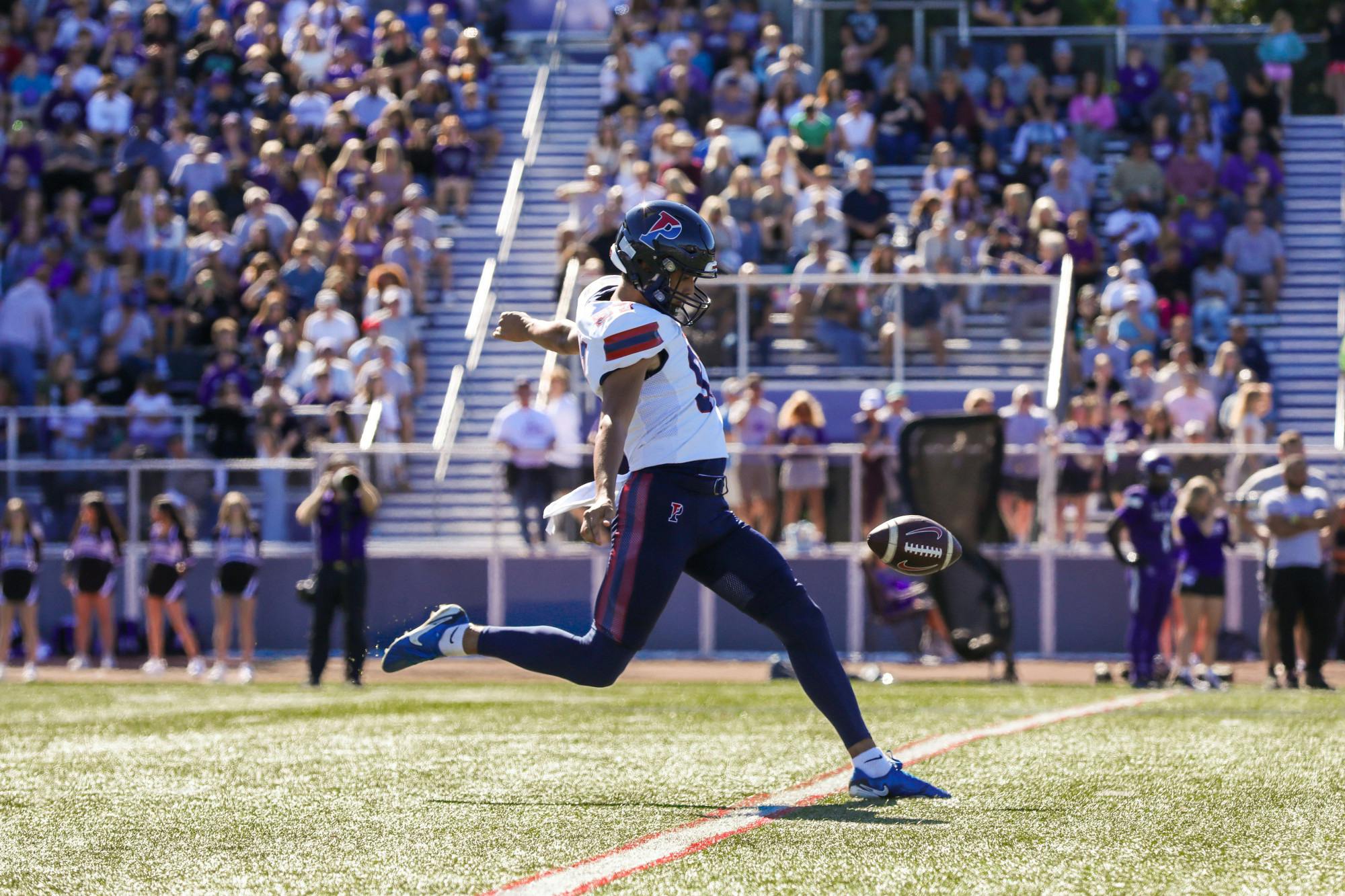 09-20-25 Football v Stonehill (Weining Ding)-5.jpg