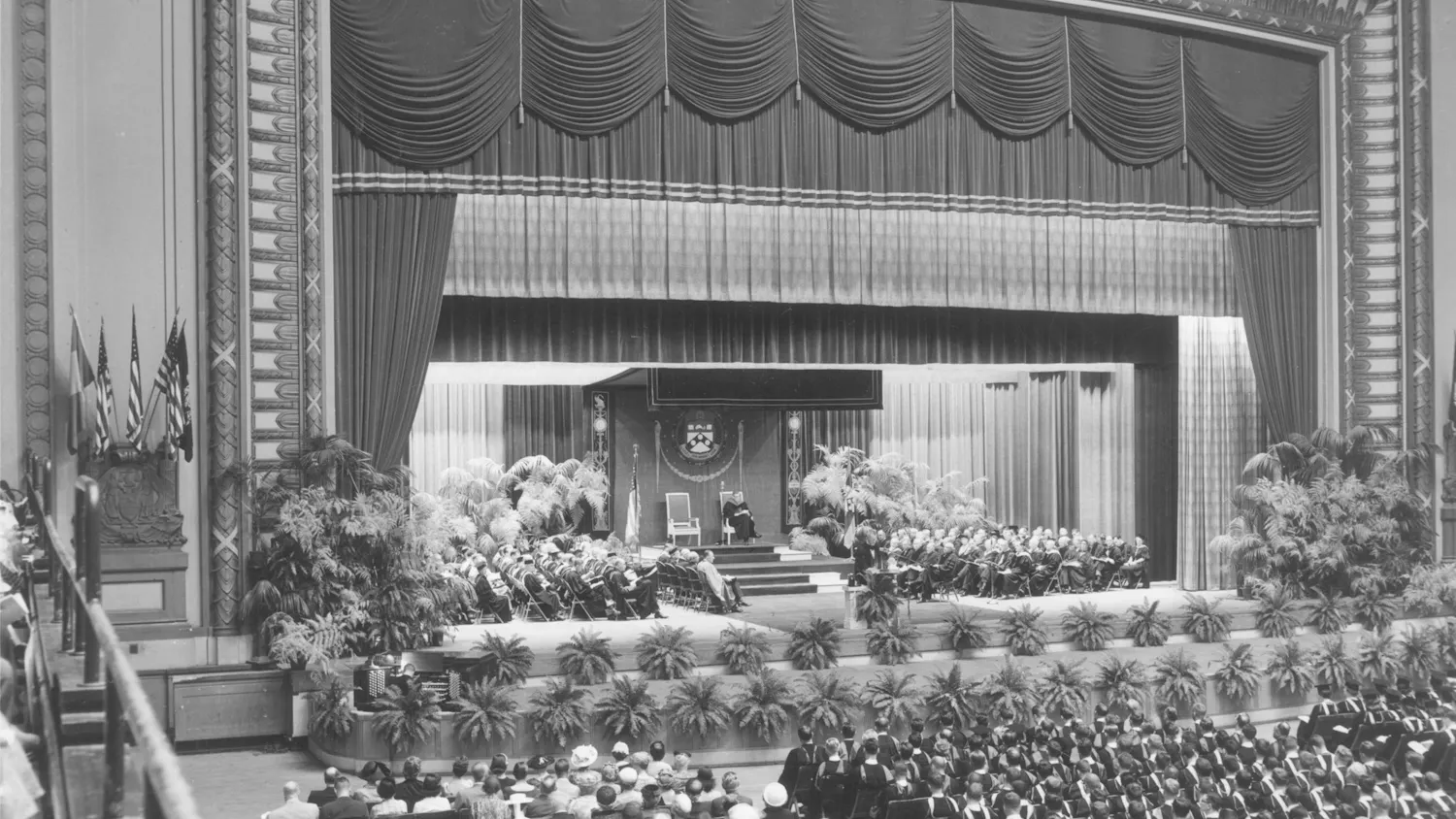 Commencement 1957.jpg