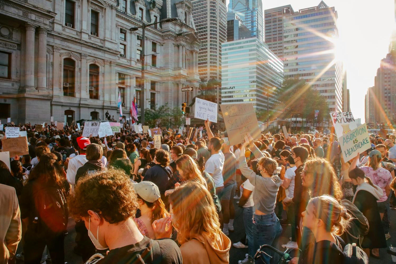 city hall protest roe v wade (Jesse Zhang).jpg