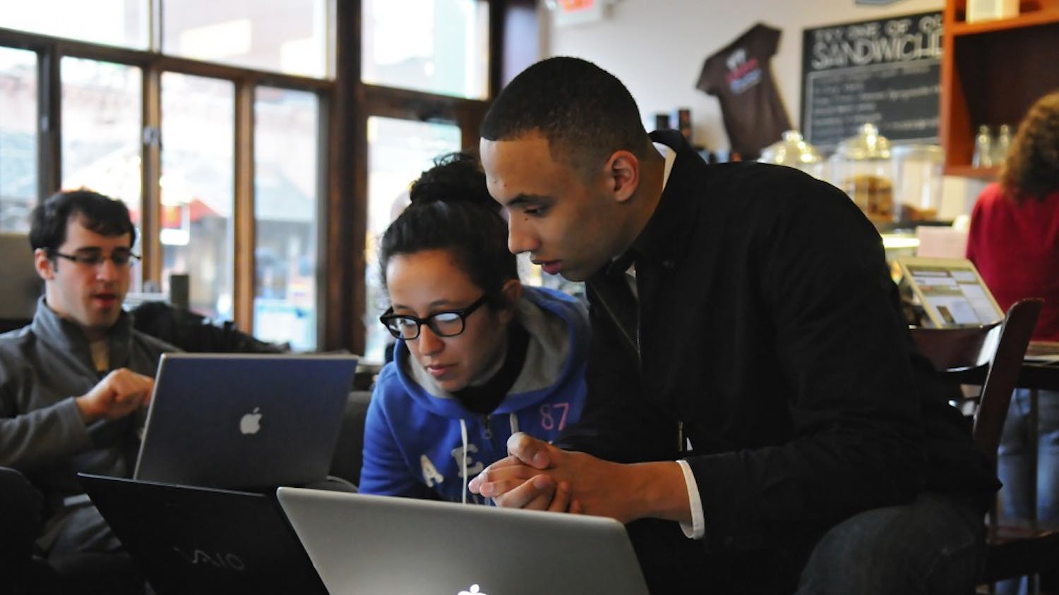 Lovers and Mad Men: Programmers