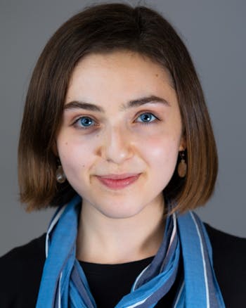 Julia Mitchell Headshot 2