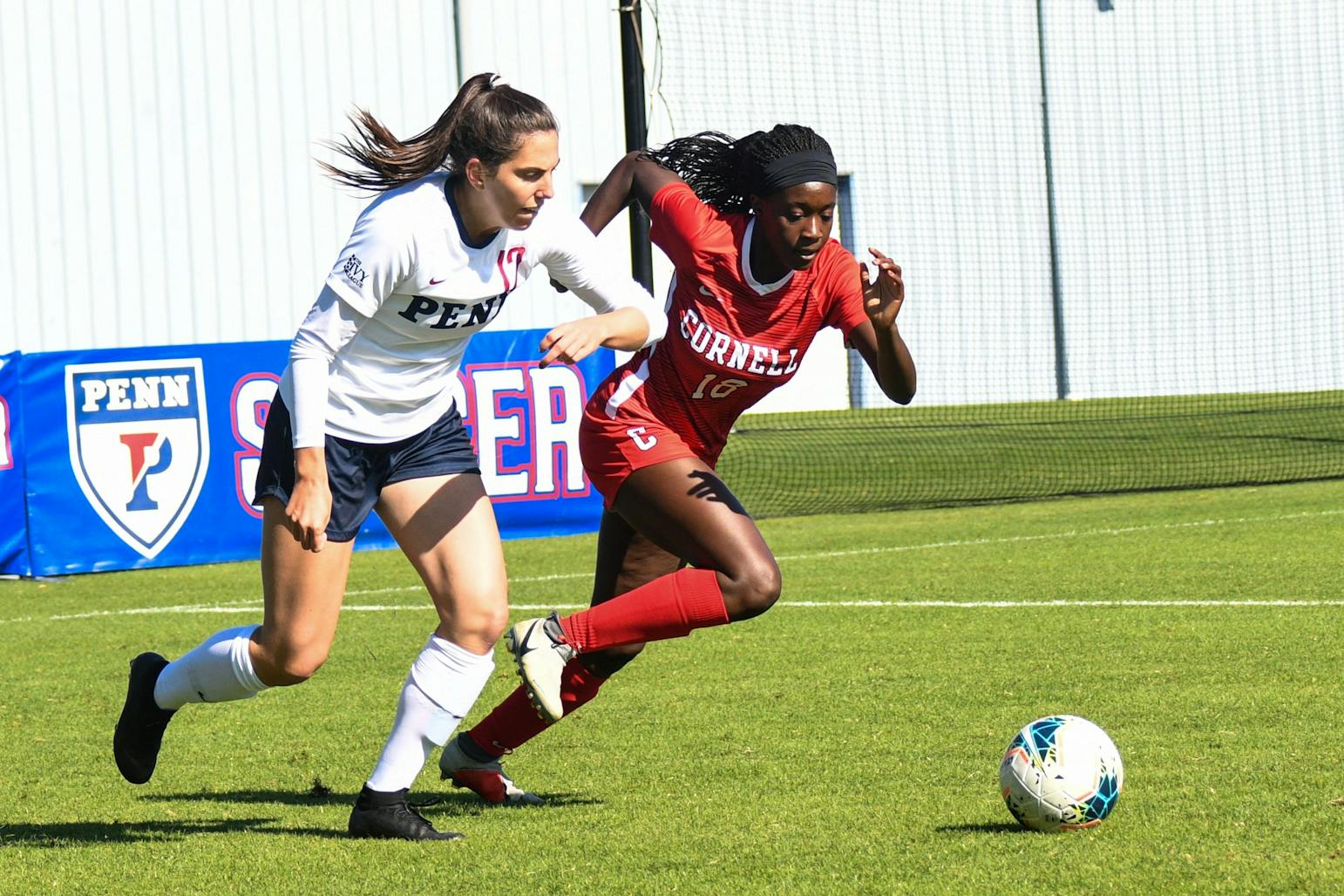 10-05-19_WSoccer_vs_Cornell_Paige_Howard.jpg