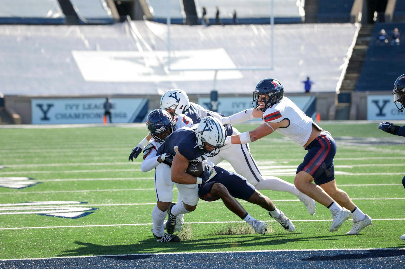 10-25-25 Football vs Yale (Yaelle De Oliverira)-2.jpg