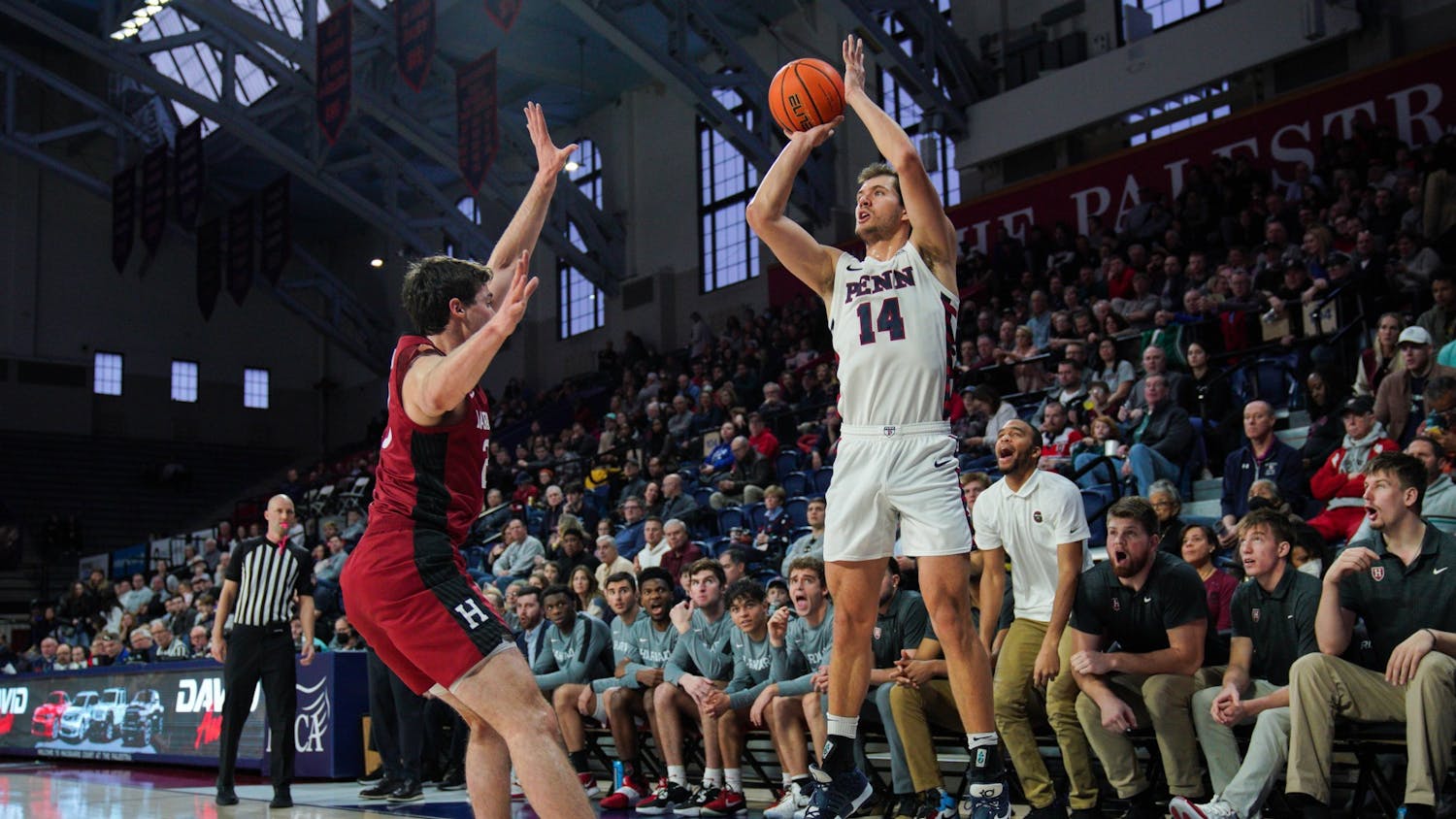 01-28-23 Men's Basketball vs Harvard Max Martz (Anna Vazhaeparambil)-01.jpg