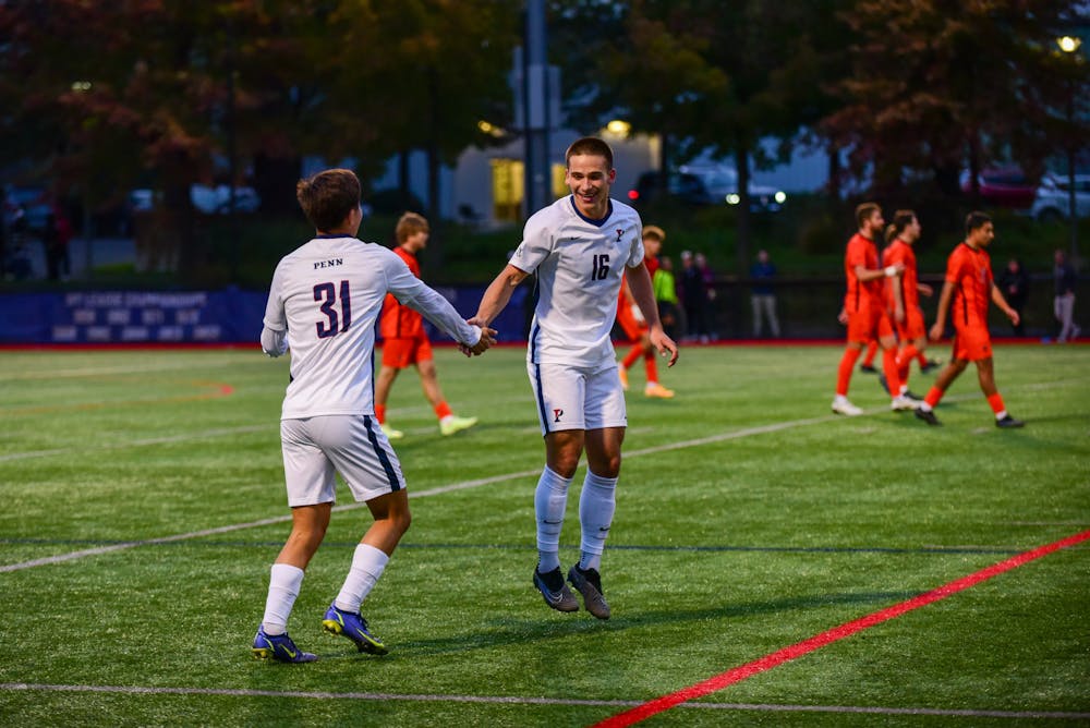 11-04-23-mens-soccer-v-princeton-chenyao-liu