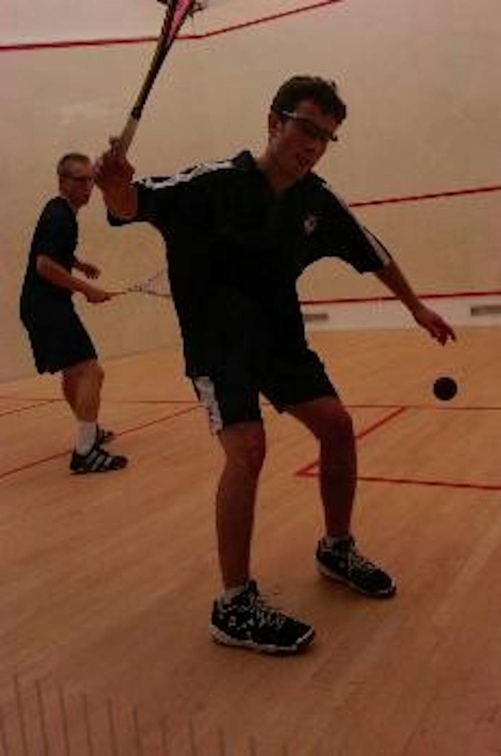 Again, Middies no match for streaking Quakers