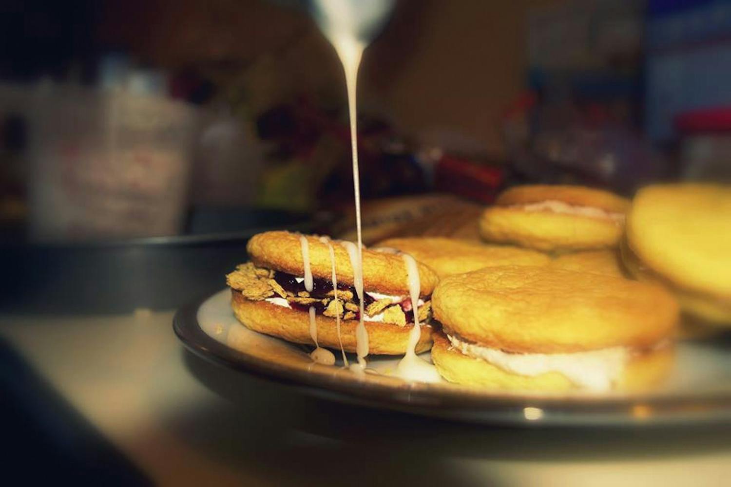 NOMsense will offer cookie sandwiches in variations of chocolate, caramel and lemon flavors.