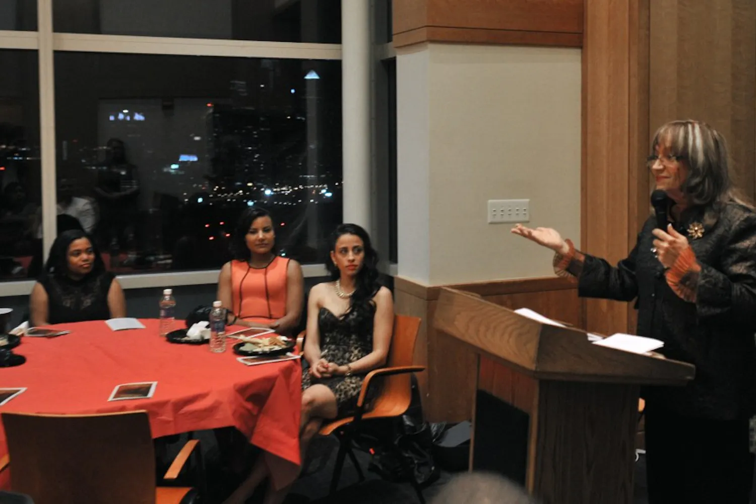 AVANCE Scholarship Fund and Dia de la Mujer Latina banquet