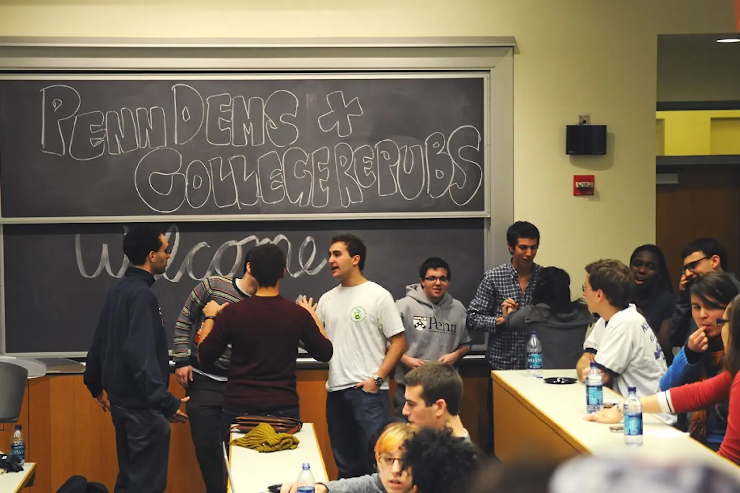 Partisan student groups co-host State of the Union watch party