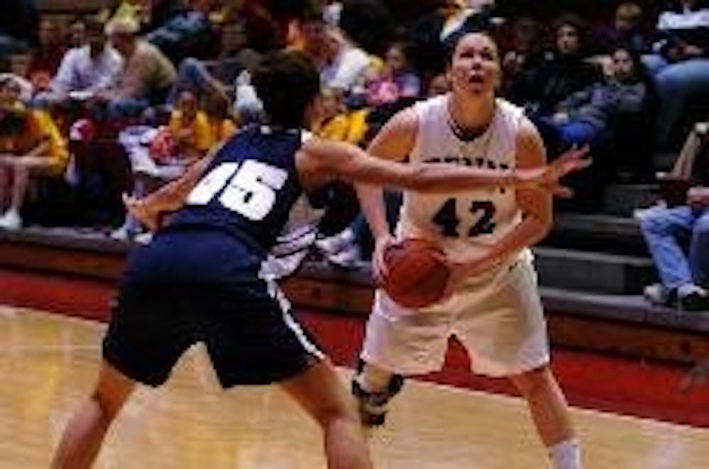 W. Hoops: Local disputes settled, Ivy play rears its head